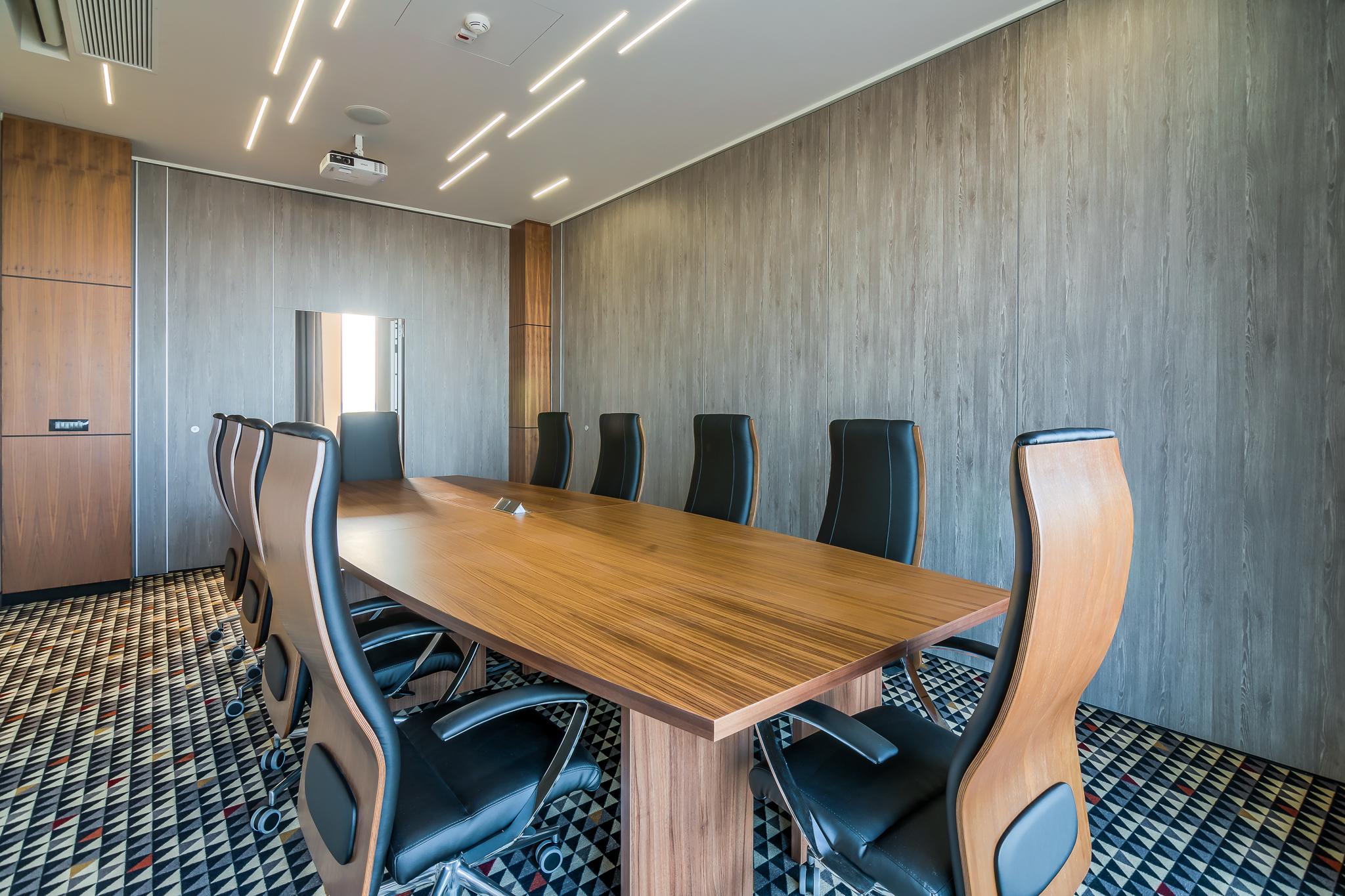 Nyota Hotel & Conference Center Мамая Екстериор снимка