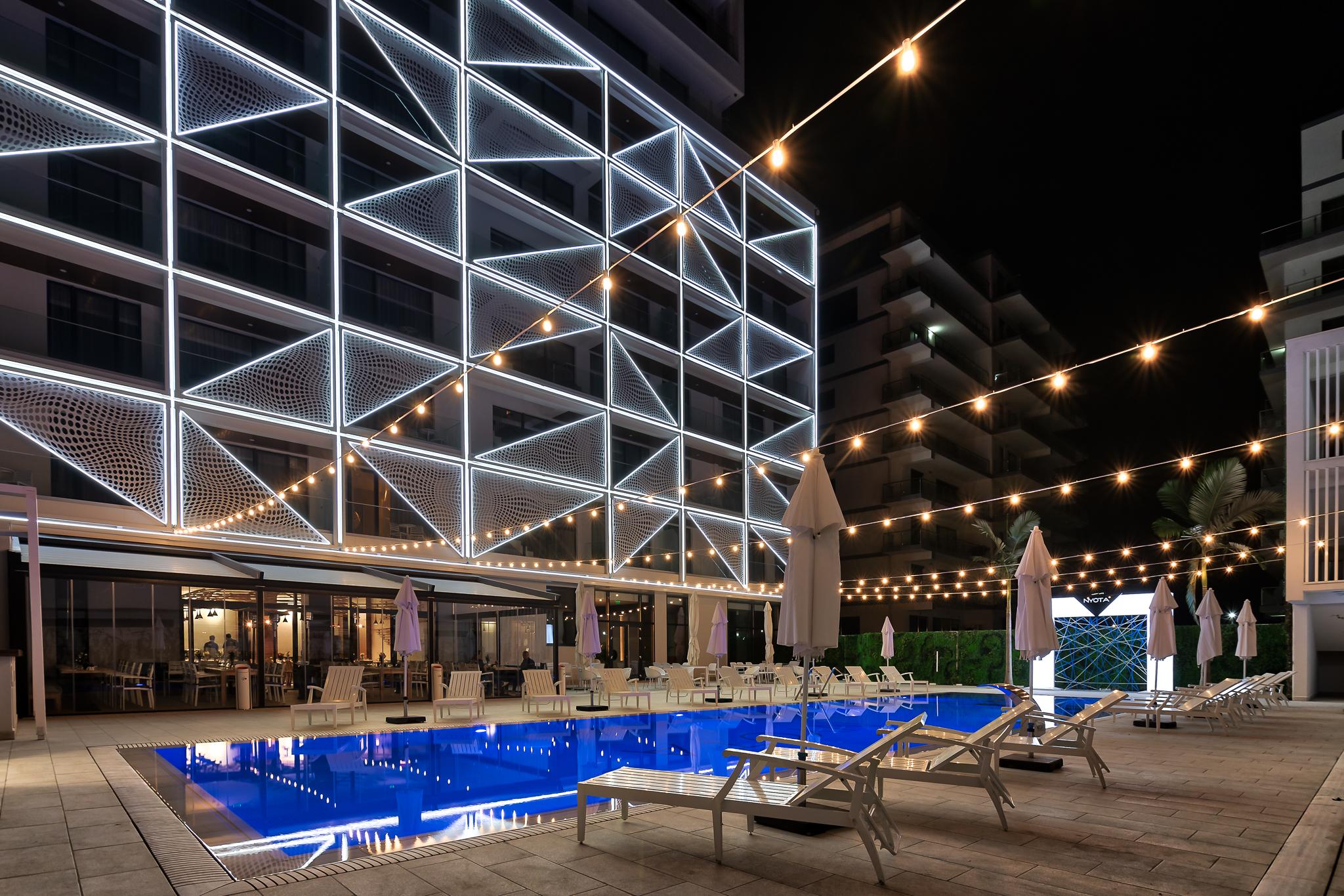 Nyota Hotel & Conference Center Мамая Екстериор снимка