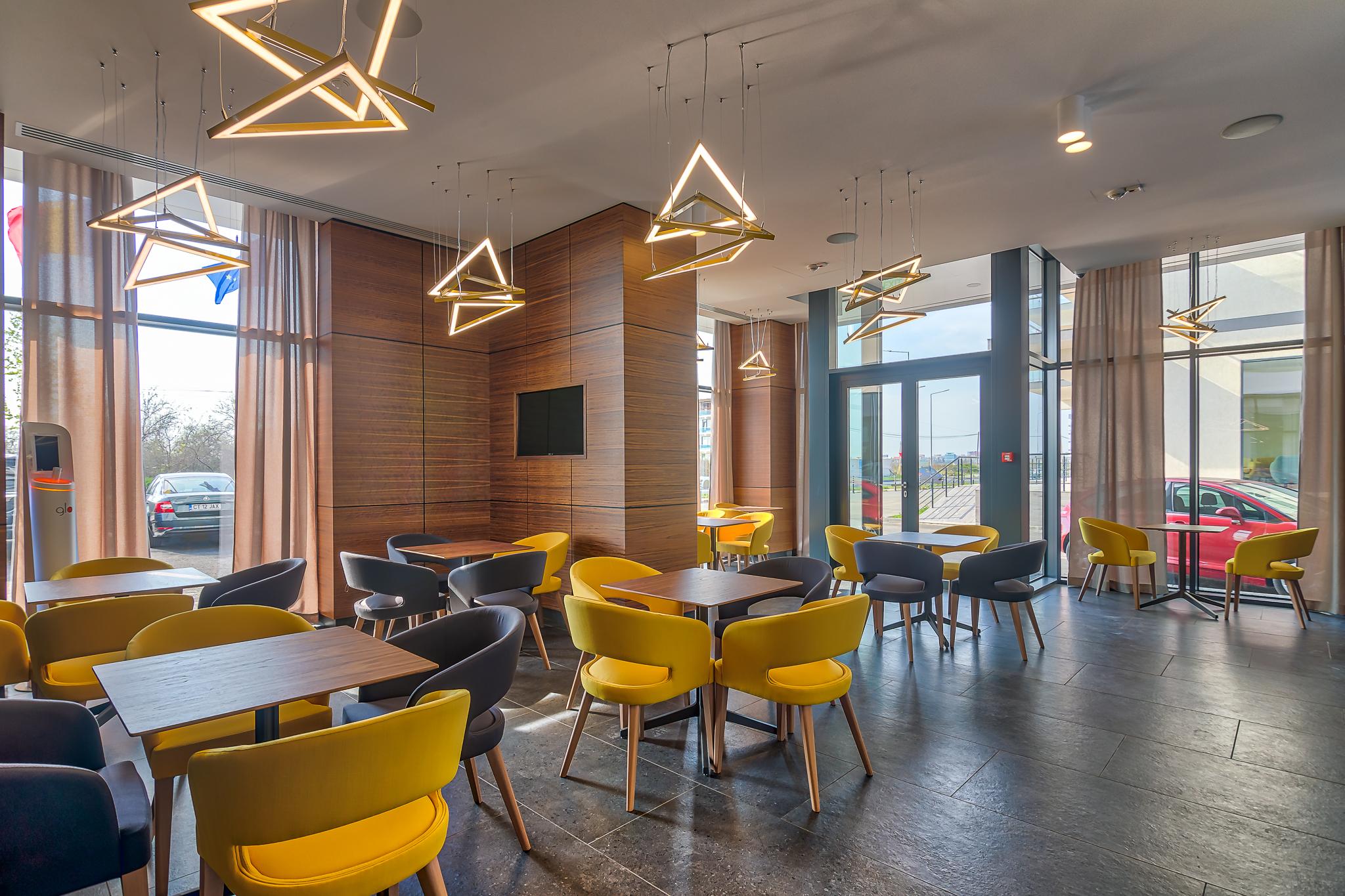 Nyota Hotel & Conference Center Мамая Екстериор снимка