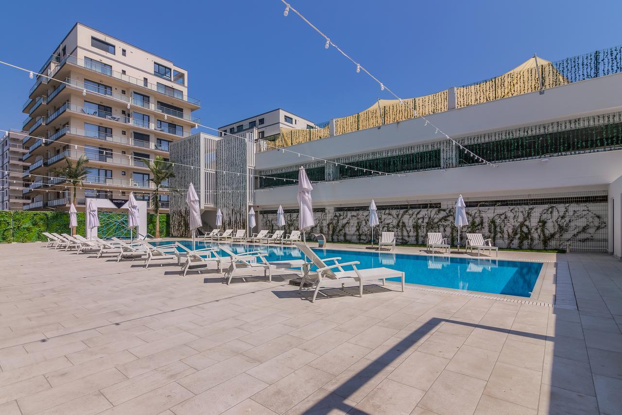Nyota Hotel & Conference Center Мамая Екстериор снимка