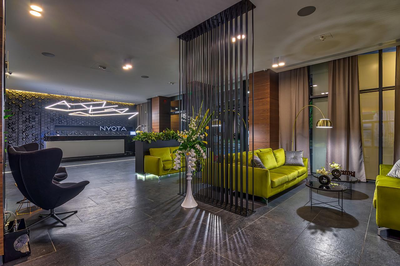 Nyota Hotel & Conference Center Мамая Екстериор снимка